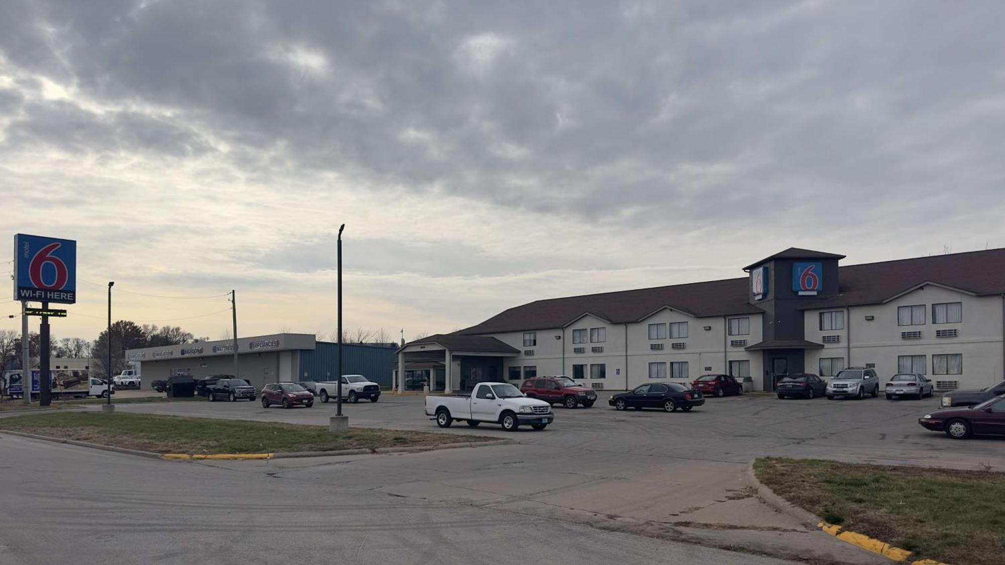 Motel 6-Waterloo, Ia Exteriér fotografie